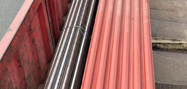 規(guī)格：ф76×6，長度600mm，材質(zhì)：SA-213TP347HFG/SA-213T91,兩種材質(zhì)各300mm